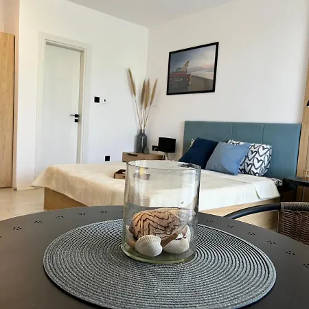Modern Gl 3 Min From Kavatsi Self Check-in Созополь